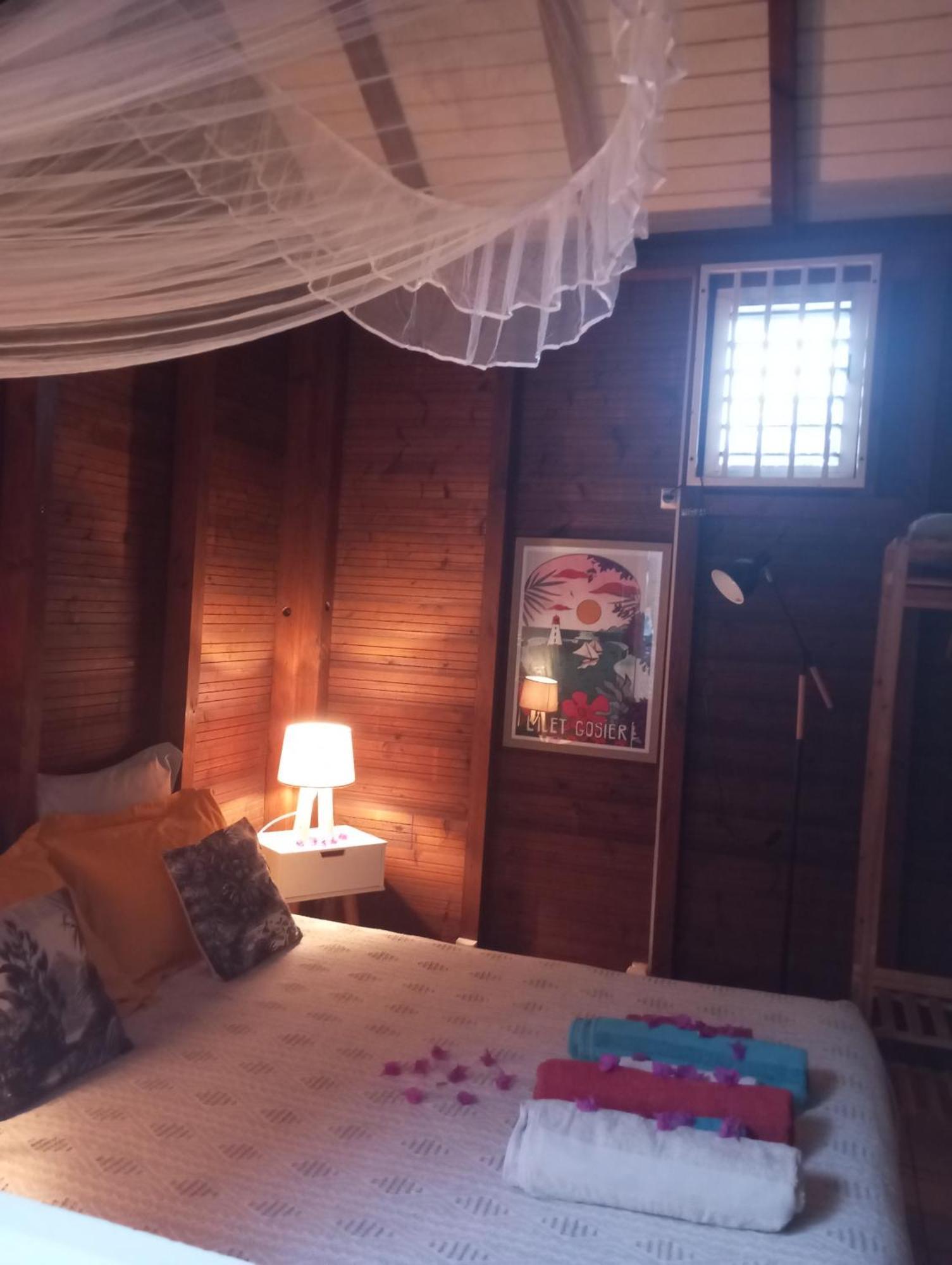 Bungalow Broceliande Ле Госие Екстериор снимка